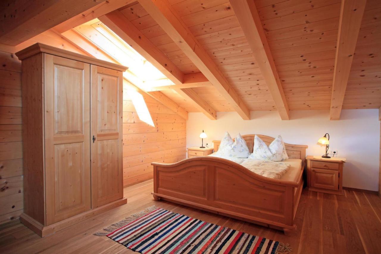 Bauernhof Glanzern Farm stay *
