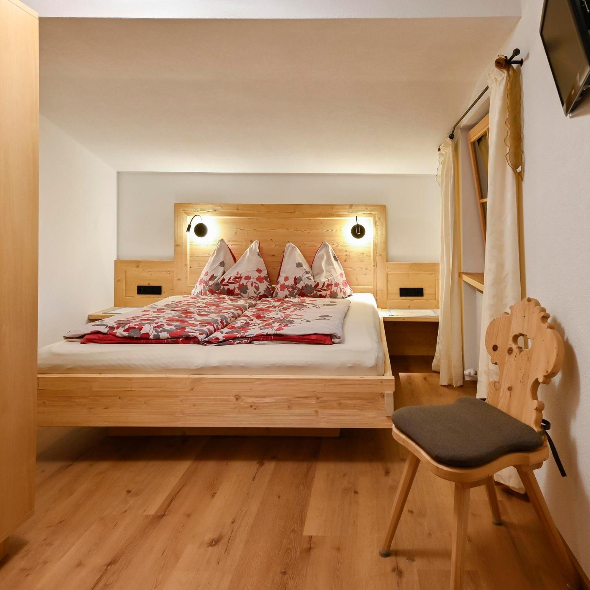 Bauernhof Glanzern Farm stay *